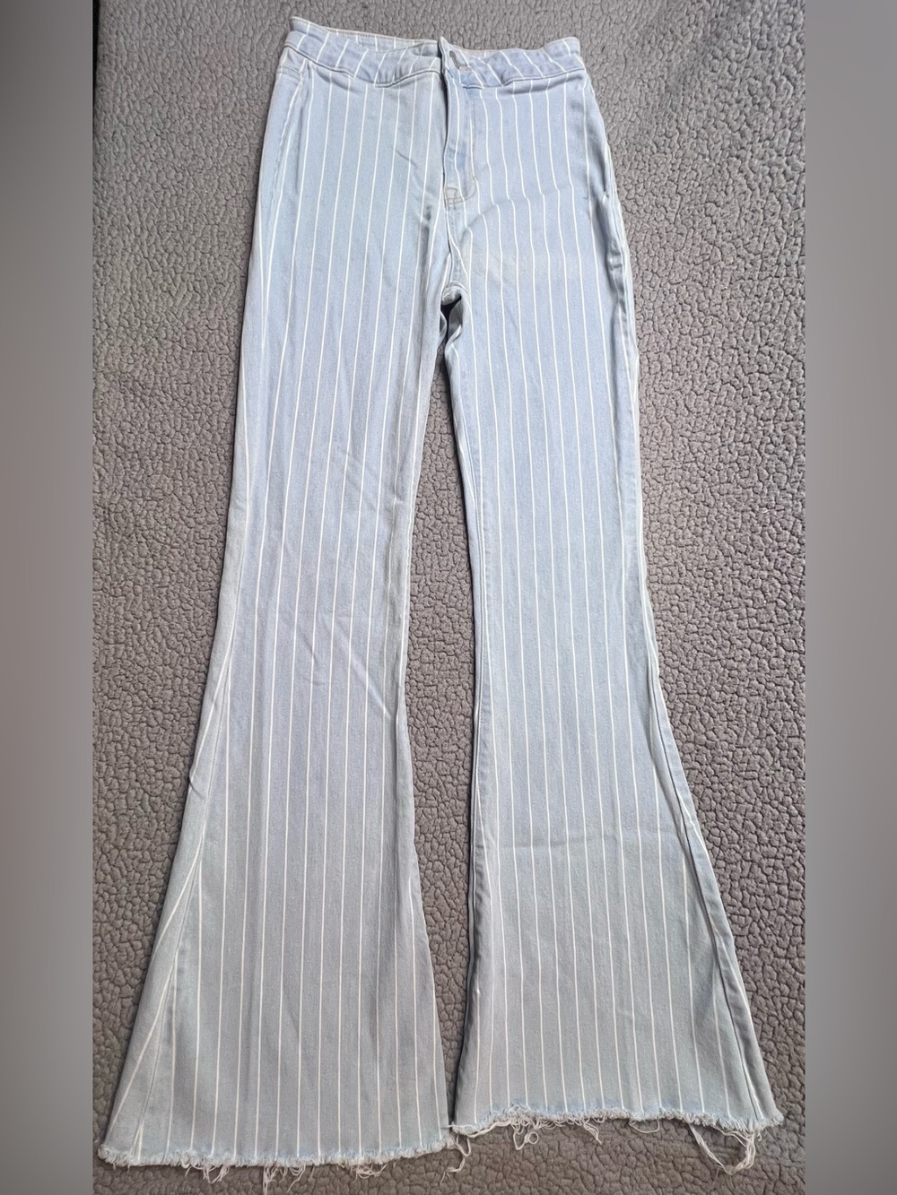Cello Bell Bottom Flare Jeans Juniors Size 5 Blue And White Pinstripes